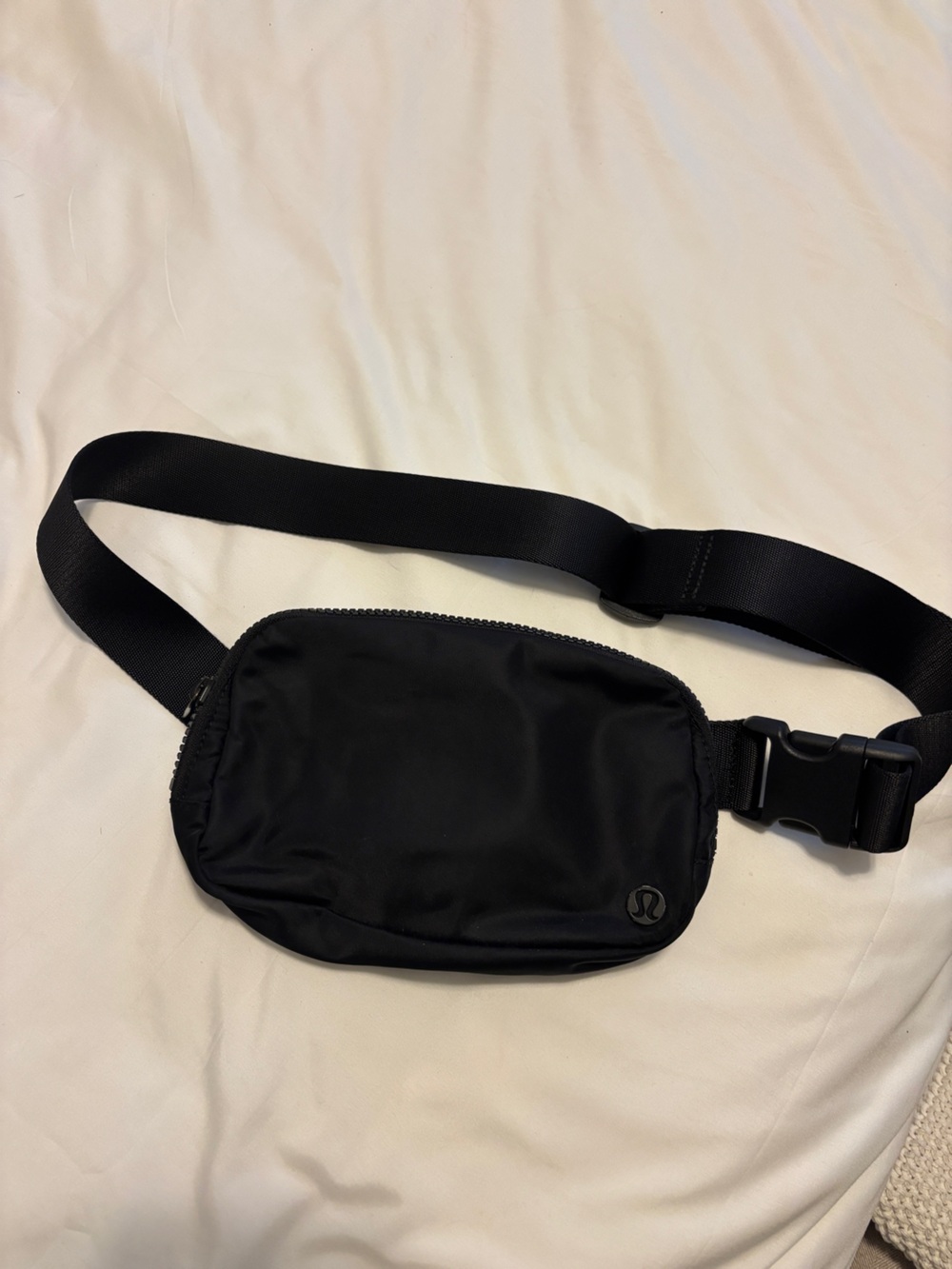 lululemon everywhere belt bag